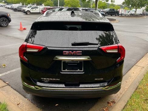 Used 2023 GMC Terrain SLT w/ Infotainment Package II AWD/4WD image 32