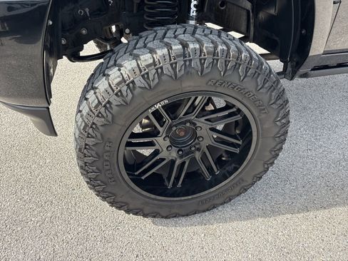 Used 2022 RAM 2500 Limited image 41