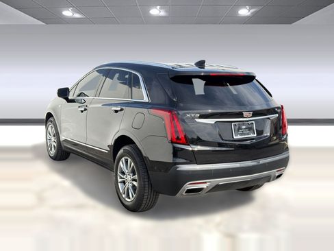Certified 2023 Cadillac XT5 Premium Luxury w/ Technology Package image 3