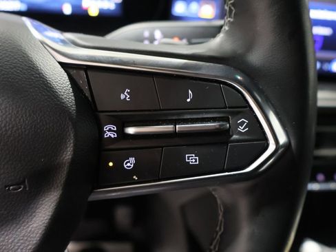 Used 2024 Chevrolet Traverse LT image 35