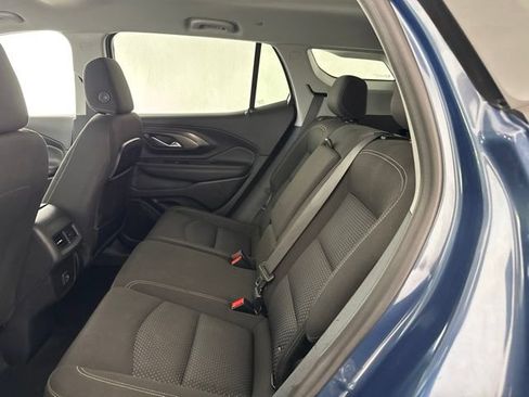 Used 2024 GMC Terrain SLE w/ Driver Convenience Package FWD image 24