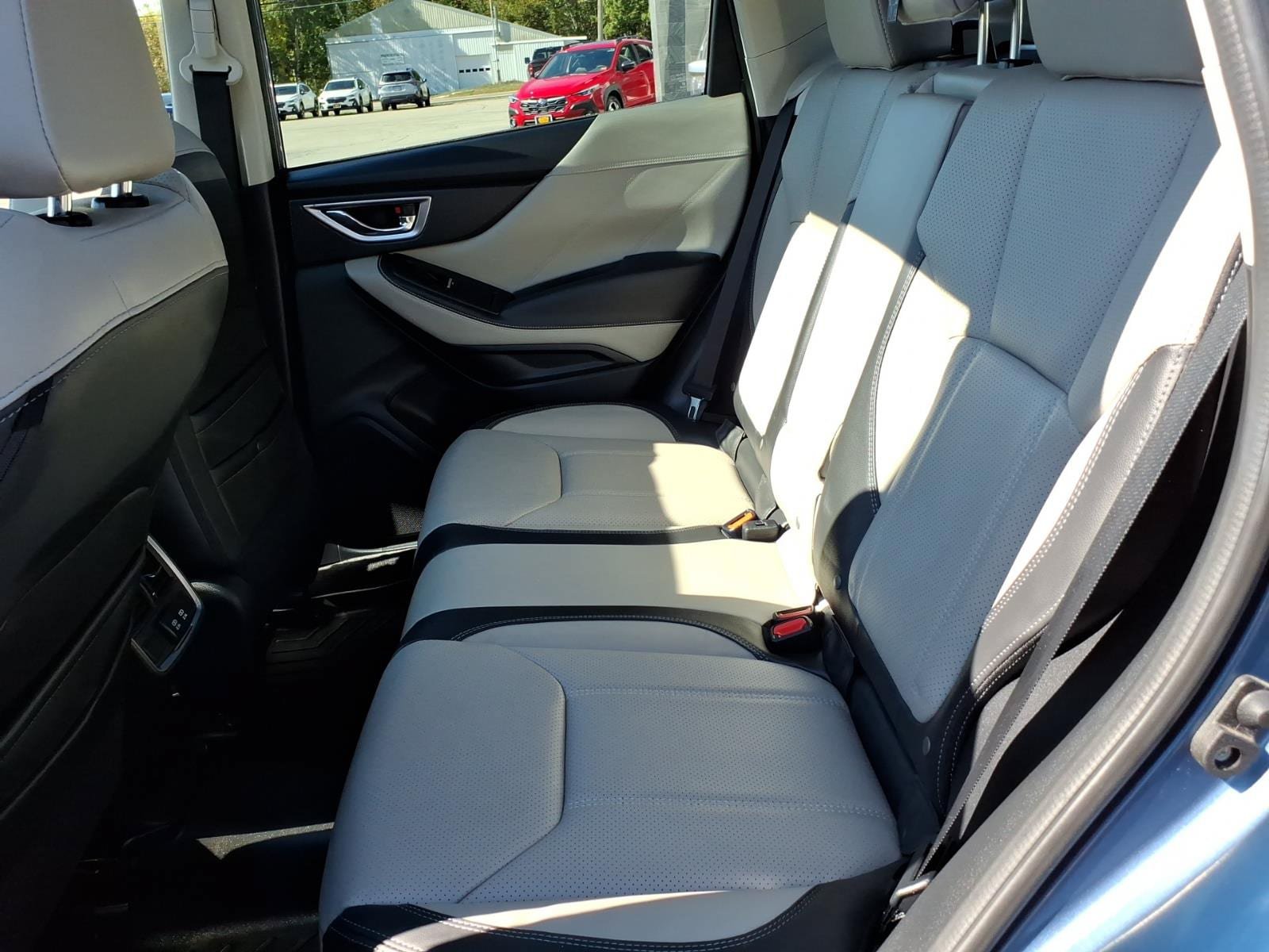 Certified 2023 Subaru Forester Limited AWD/4WD image 9