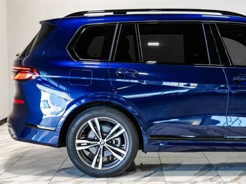 Used 2023 BMW X7 xDrive40i w/ M Sport Package AWD/4WD image 14