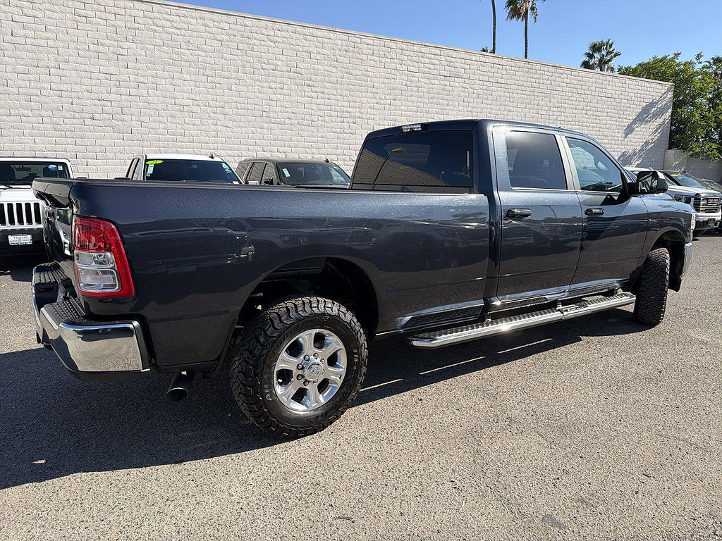 Used 2021 RAM 3500 Big Horn w/ Level 1 Equipment Group AWD/4WD image 4