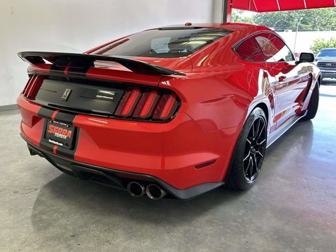 Used 2019 Ford Mustang Shelby GT350 w/ Technology Package RWD image 3