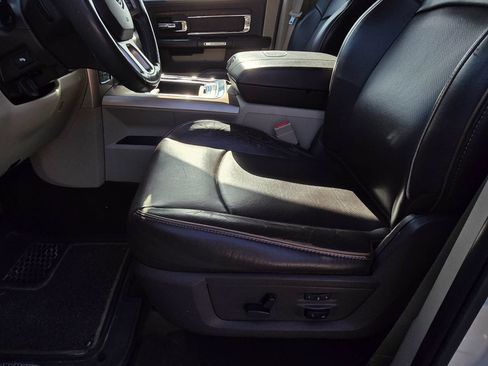 Used 2018 RAM 1500 Laramie Longhorn AWD/4WD image 11