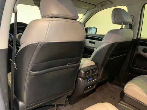 Used 2024 Honda Pilot EX-L image 45