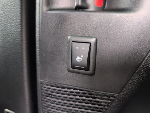 New 2026 Chrysler Pacifica Limited image 21