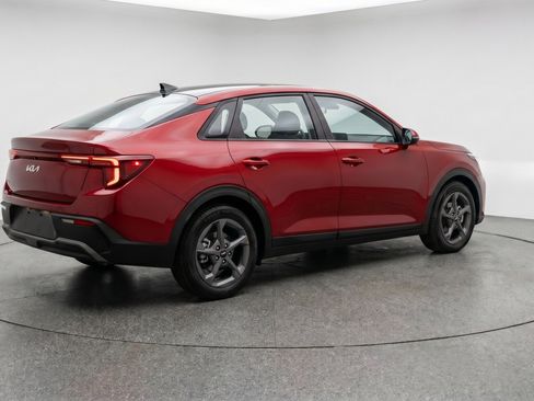 Used 2025 Kia K4 FWD image 9