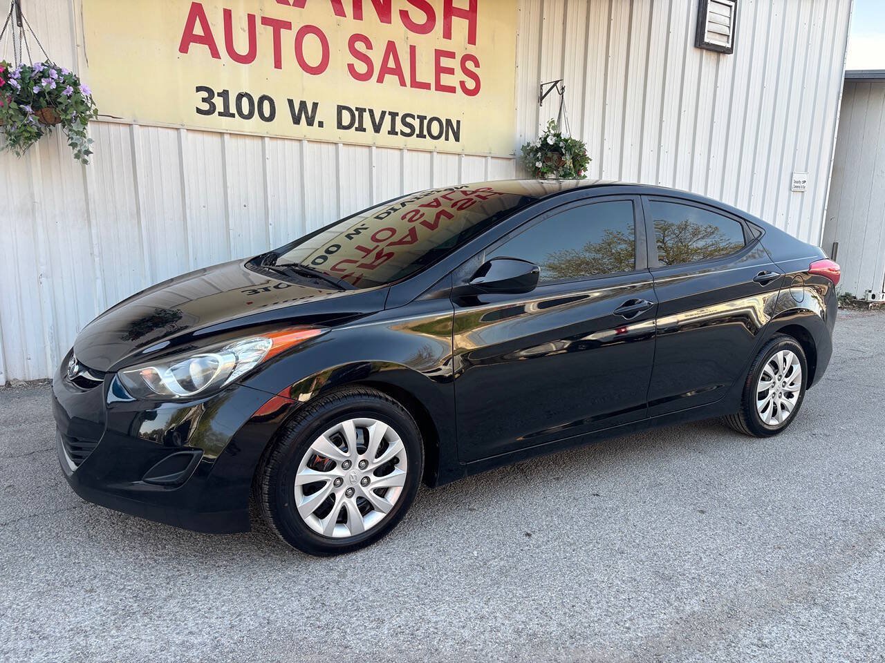 Used 2012 Hyundai Elantra GLS FWD image 3