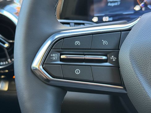 New 2026 Chevrolet Equinox ACTIV w/ LPO, Floor Liner Package image 27