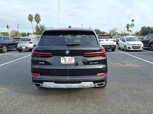 Used 2025 BMW X5 sDrive40i image 4