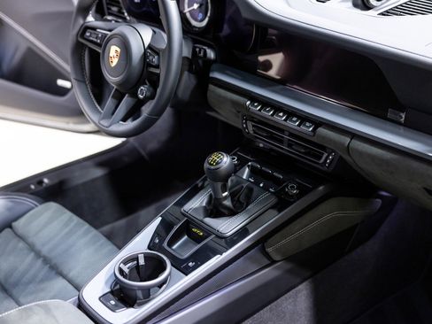 Used 2024 Porsche 911 GT3 image 31