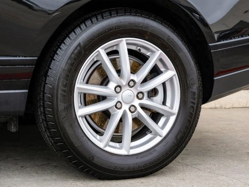 Used 2019 Land Rover Range Rover image 56