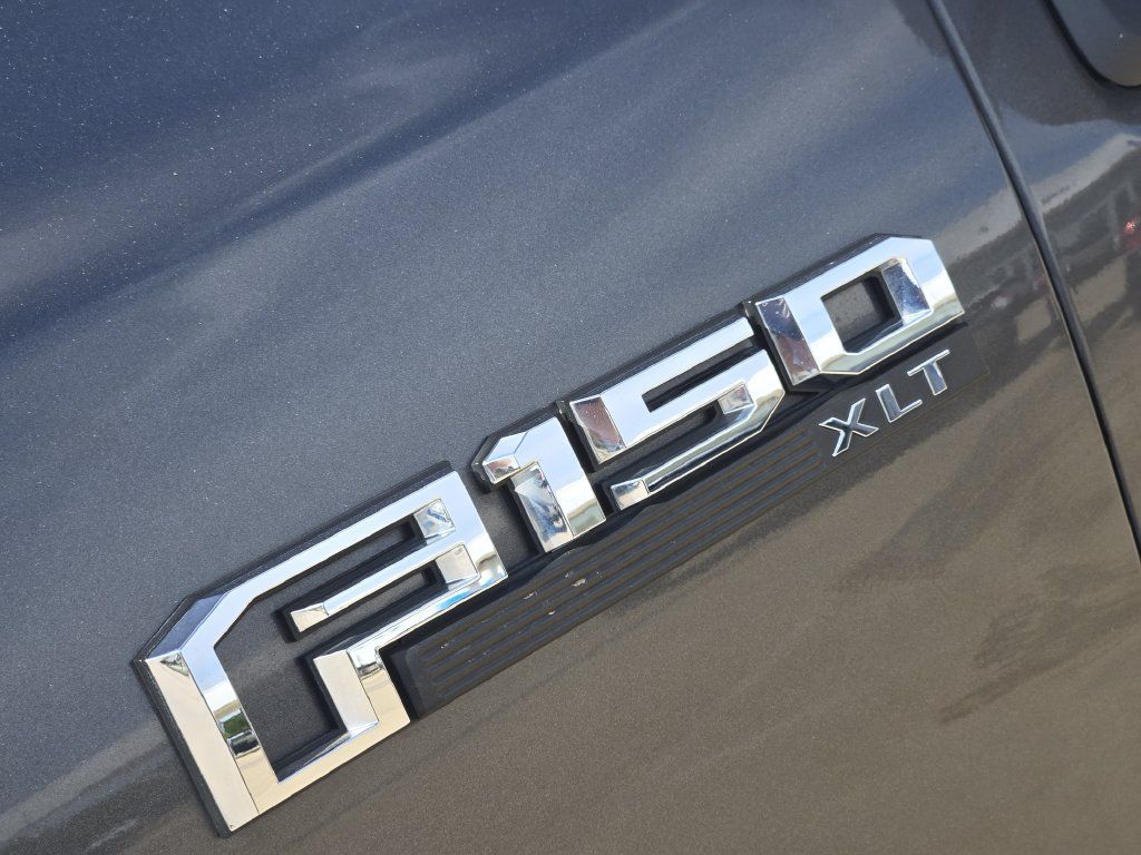 Used 2019 Ford F150 XLT w/ Equipment Group 302A Luxury AWD/4WD image 11