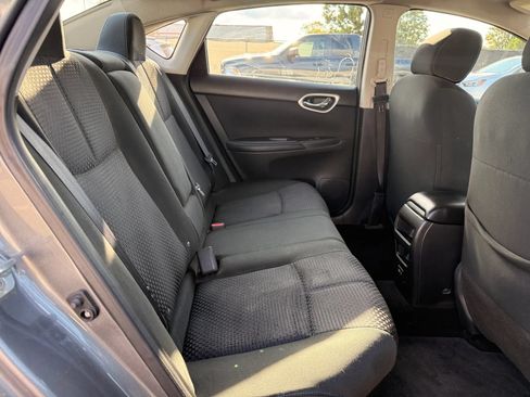 Used 2019 Nissan Sentra SR FWD image 20