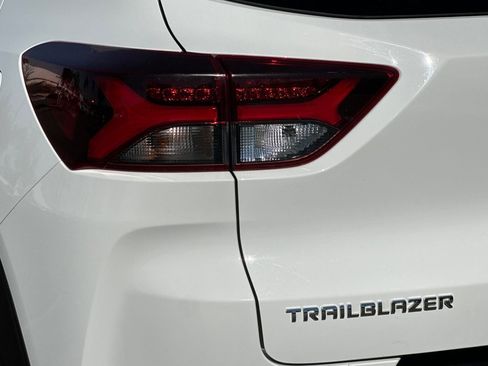 Used 2022 Chevrolet TrailBlazer ACTIV image 12
