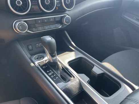 Used 2025 Nissan Sentra SV FWD image 30