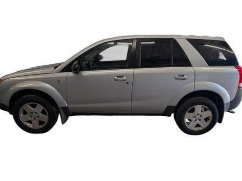 Used 2004 Saturn Vue 2WD V6 image 2