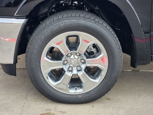 New 2026 RAM 1500 Big Horn AWD/4WD image 12
