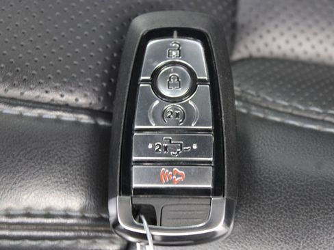 Used 2026 Ford F250 Platinum AWD/4WD image 84