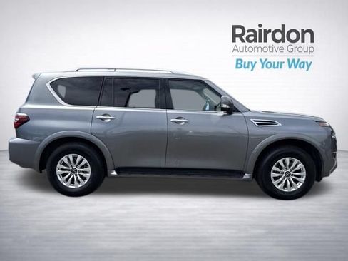 Used 2024 Nissan Armada SV AWD/4WD image 8