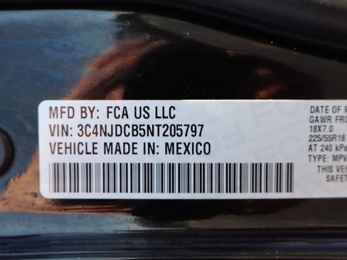 Used 2022 Jeep Compass Limited image 46