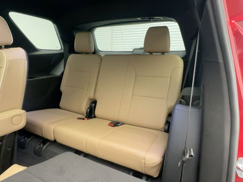 Certified 2023 Chevrolet Traverse Premier image 33