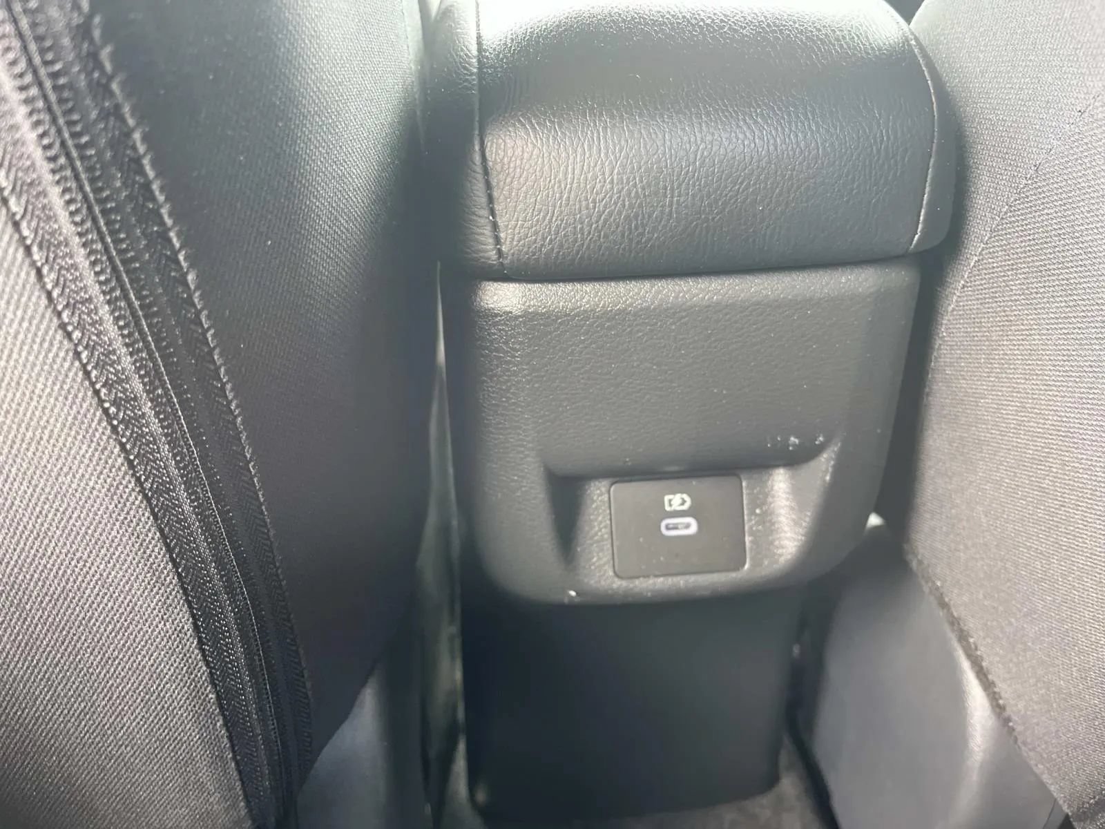 Used 2024 Nissan Versa SR w/ Trunk Package FWD image 18