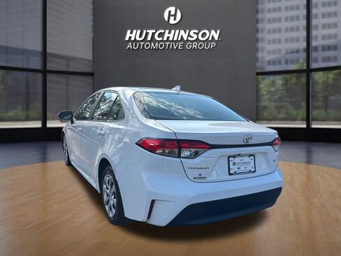 Used 2025 Toyota Corolla LE image 5