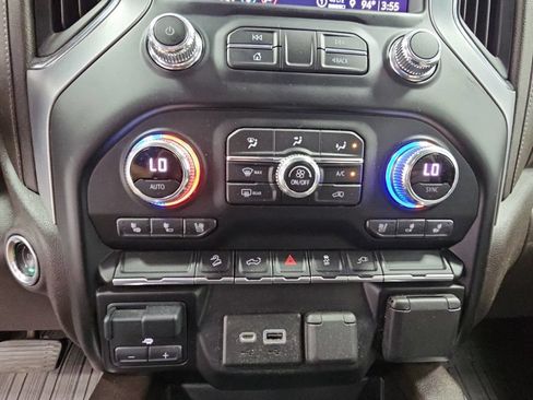 Certified 2021 GMC Sierra 1500 SLT w/ SLT Premium Package AWD/4WD image 20