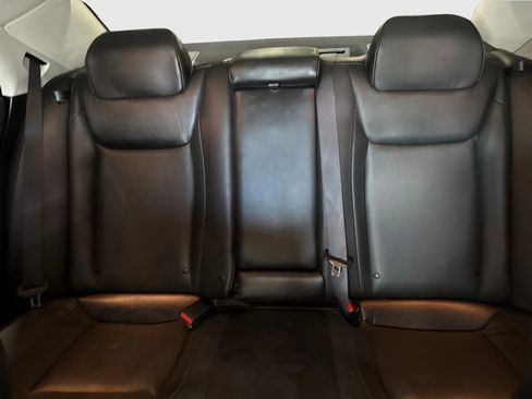 Used 2019 Chrysler 300 Limited w/ Safetytec Plus Group AWD/4WD image 15