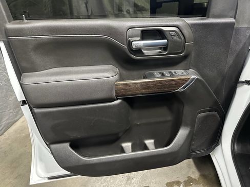 Used 2023 GMC Sierra 2500 SLE w/ SLE Convenience Package image 16