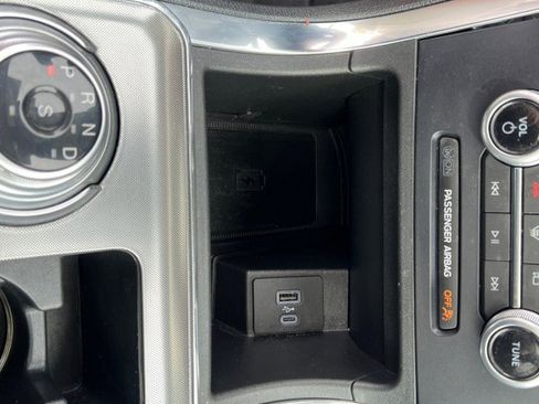 Certified 2022 Ford Edge Titanium AWD/4WD image 19