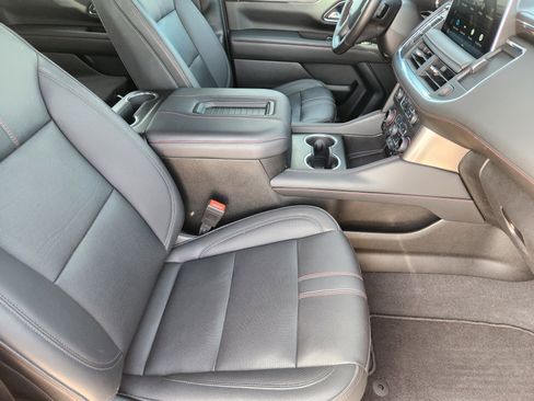 Certified 2022 Chevrolet Suburban RST w/ Sport Performance Package image 11