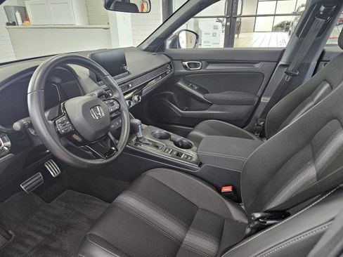 Used 2025 Honda Civic Sport image 8