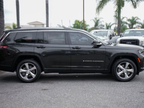Used 2021 Jeep Grand Cherokee L Limited RWD image 12