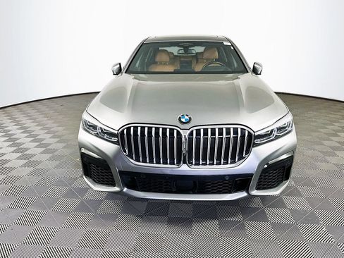Used 2021 BMW 740i xDrive w/ M Sport Package AWD/4WD image 3