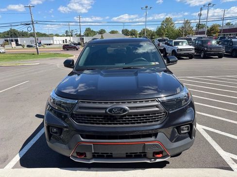 Used 2023 Ford Explorer Timberline w/ Timberline Technology Package AWD/4WD image 3