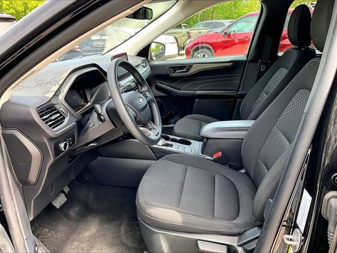 Used 2025 Ford Escape Active AWD/4WD image 4