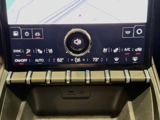 Used 2026 GMC Terrain Denali AWD/4WD image 15
