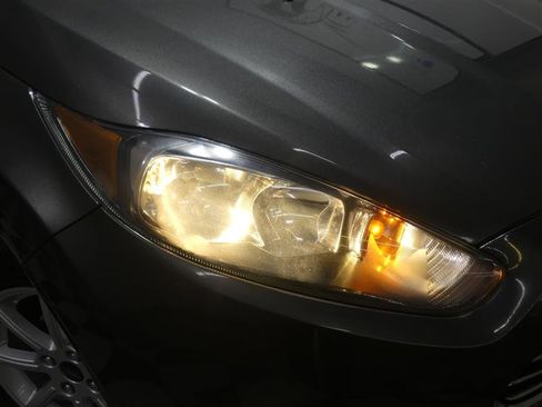 Used 2019 Ford Fiesta SE w/ Equipment Group 201A image 14