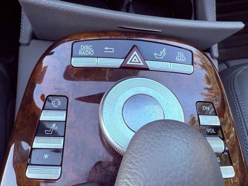 Used 2007 Mercedes-Benz S 550 image 35