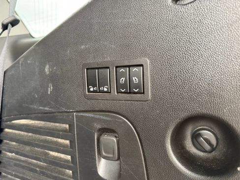 Used 2018 Chevrolet Tahoe LT image 28