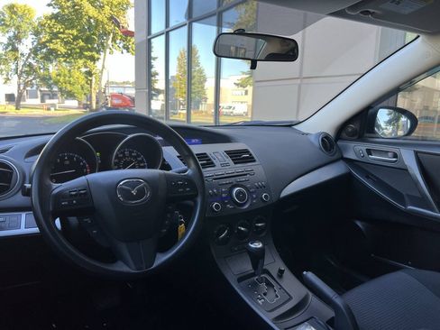 Used 2013 MAZDA MAZDA3 i Sport FWD image 15
