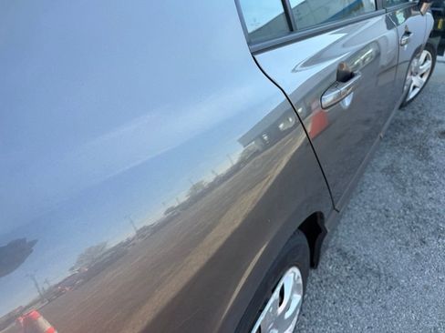 Used 2011 Honda Civic LX image 27