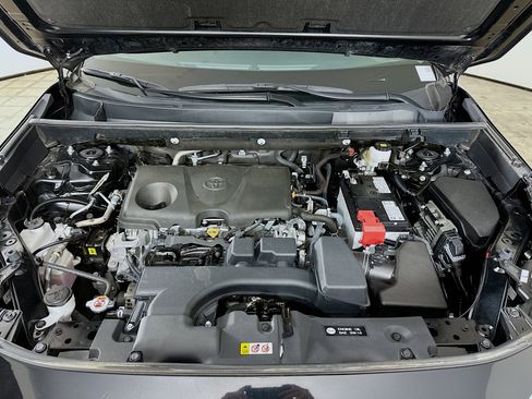 Used 2024 Toyota RAV4 XLE image 32