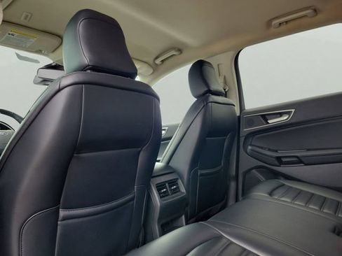 Used 2024 Ford Edge SEL AWD/4WD image 14