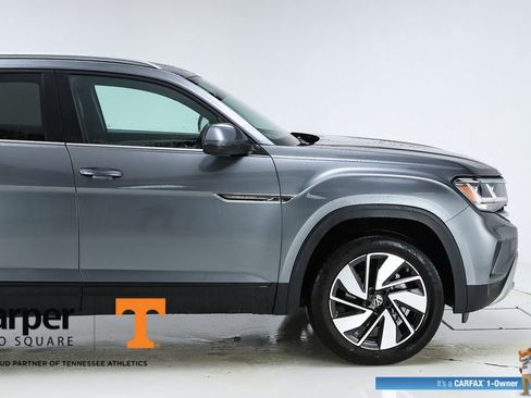 Used 2022 Volkswagen Atlas Cross Sport SE image 12