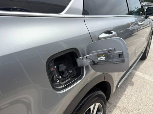 Used 2023 Kia Sorento SX Prestige AWD/4WD image 15